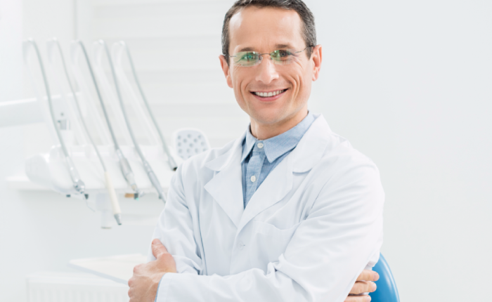 Приём врача стоматолога-ортопеда на Профсоюзной в клинике Столица