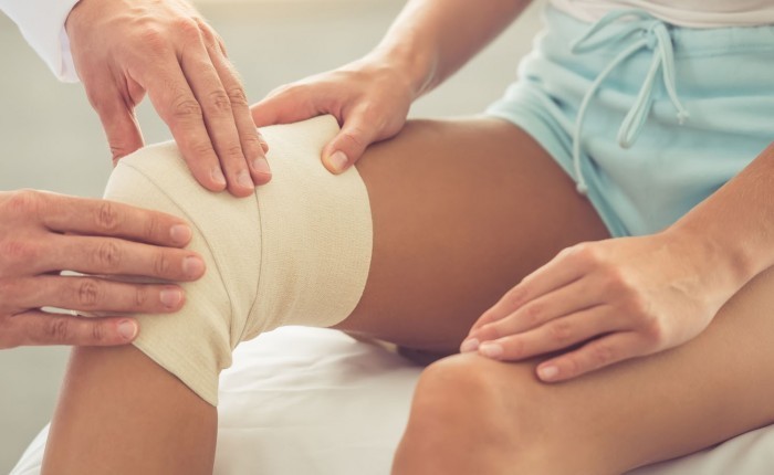 Вывих коленного сустава: симптомы, причины, как лечить | Клиника Столица