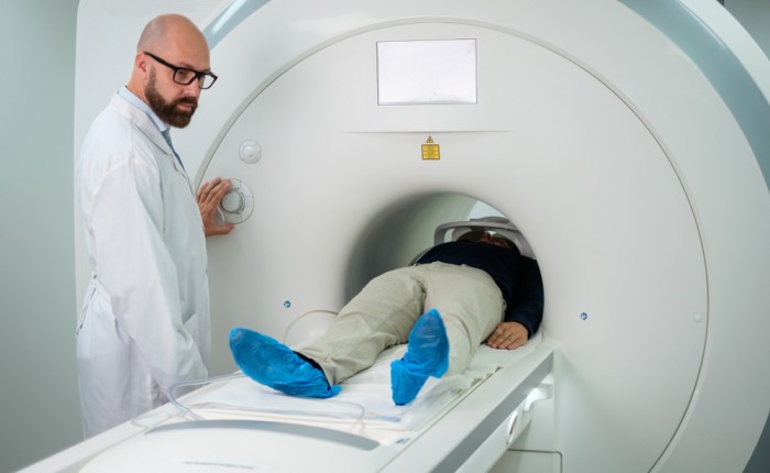 МРТ сосудов головного мозга в Москве цена по акции